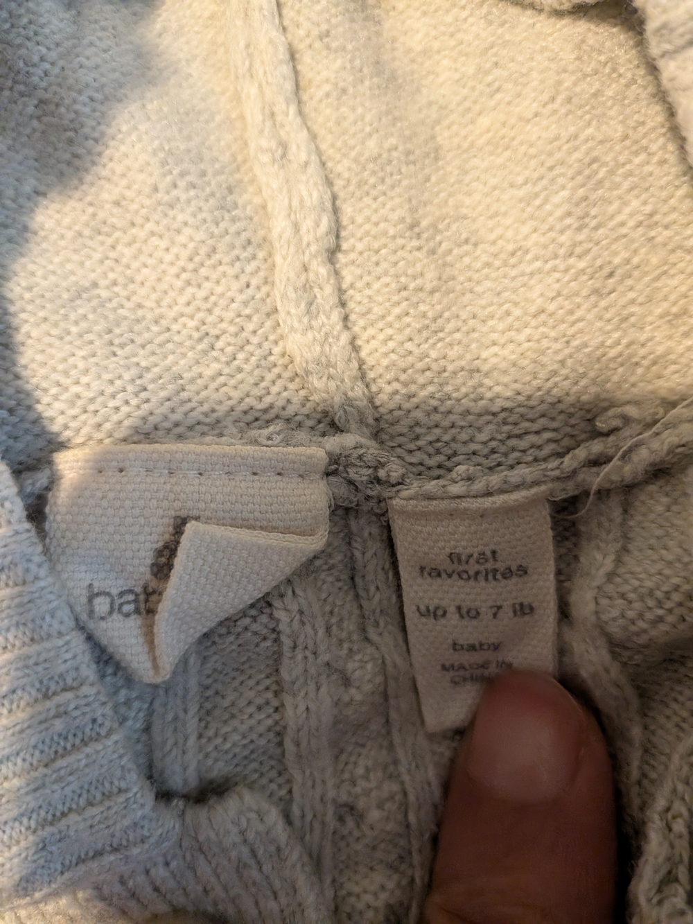 GAP Light Gray Cable-Knit Hood New Born - Picture 6 of 6